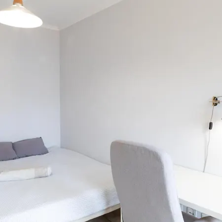 ホームステイ Medano Coliving エル・メダノ