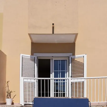 Quarto em Acomodações Particulares Medano Coliving